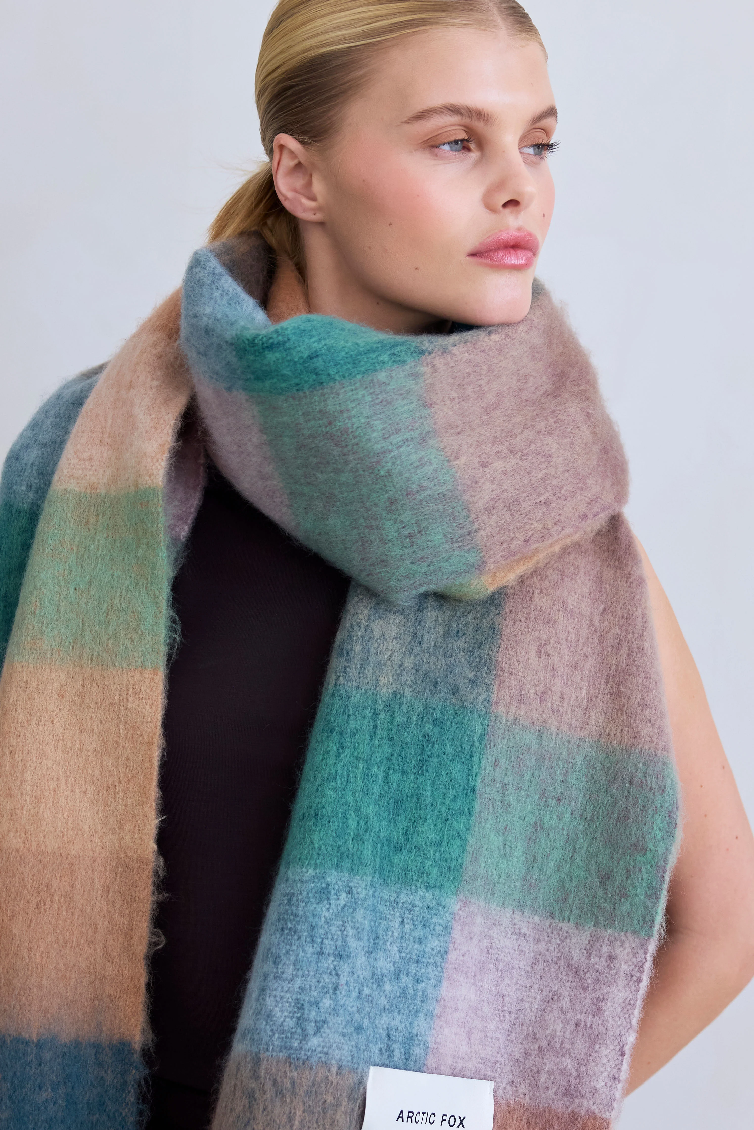 The Reykjavik Check Scarf - Dusky Lilac - Image 4