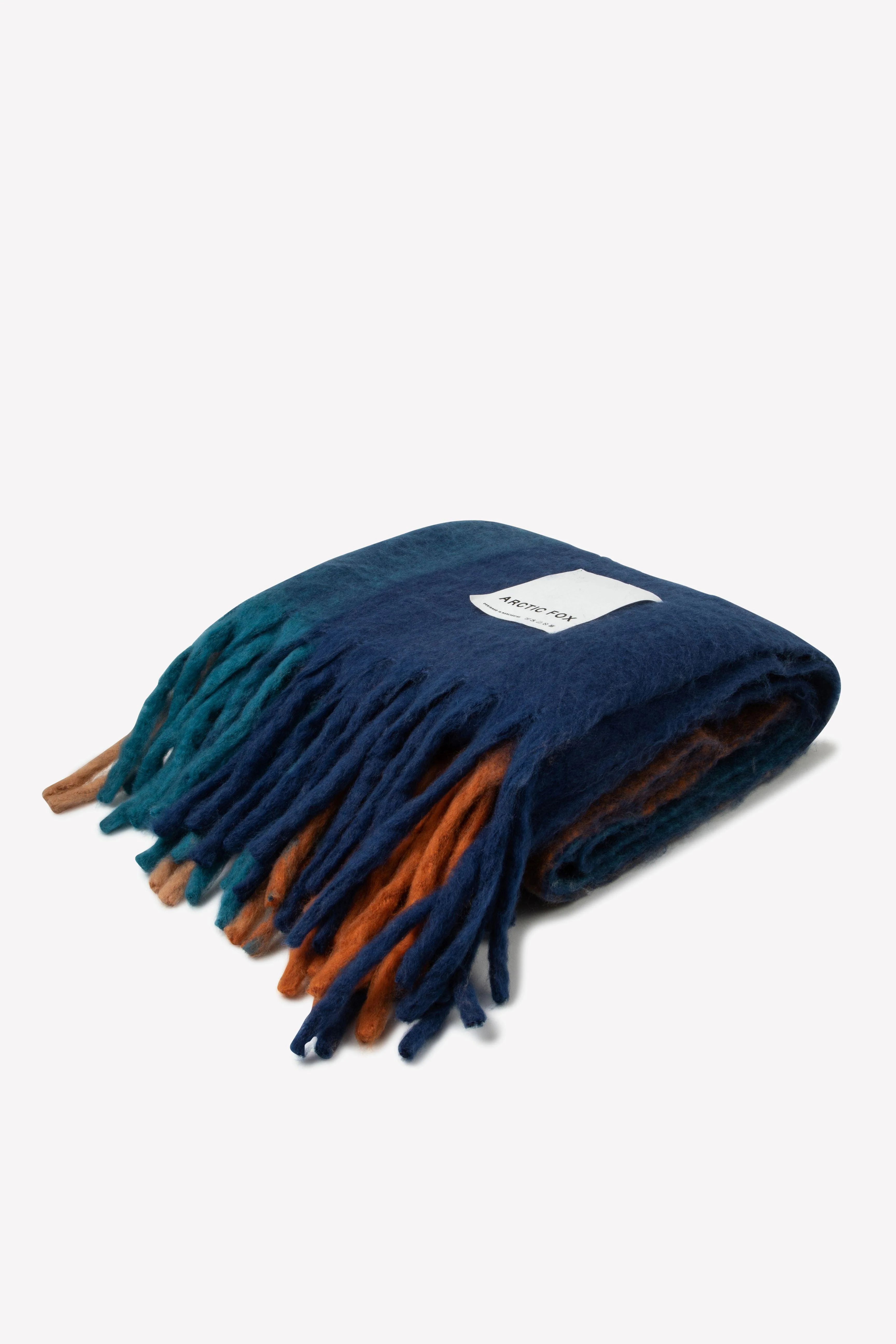 The Reykjavik Throw - Tokyo Lights - Image 4