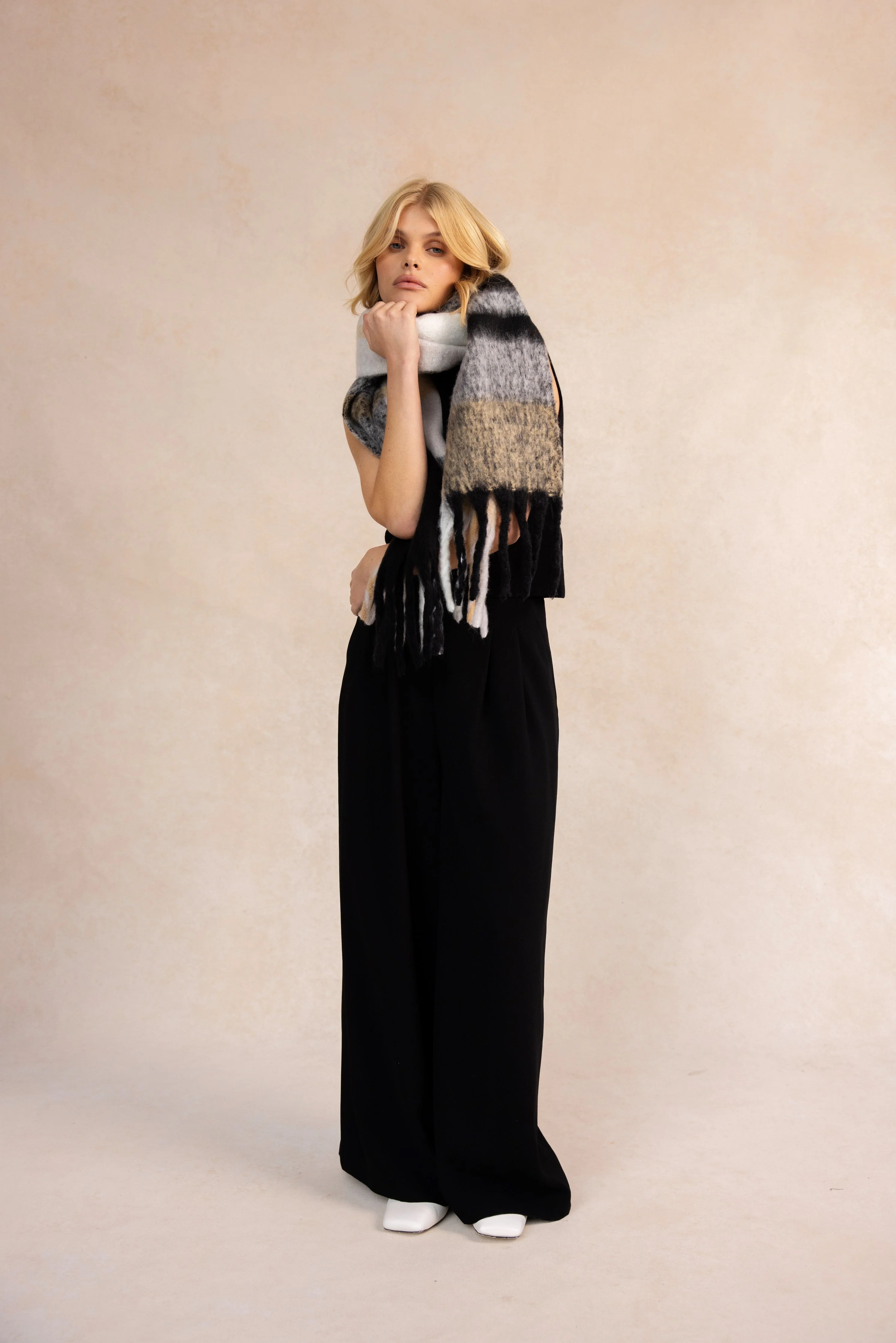 The Stockholm Scarf - The Arctic - Image 11