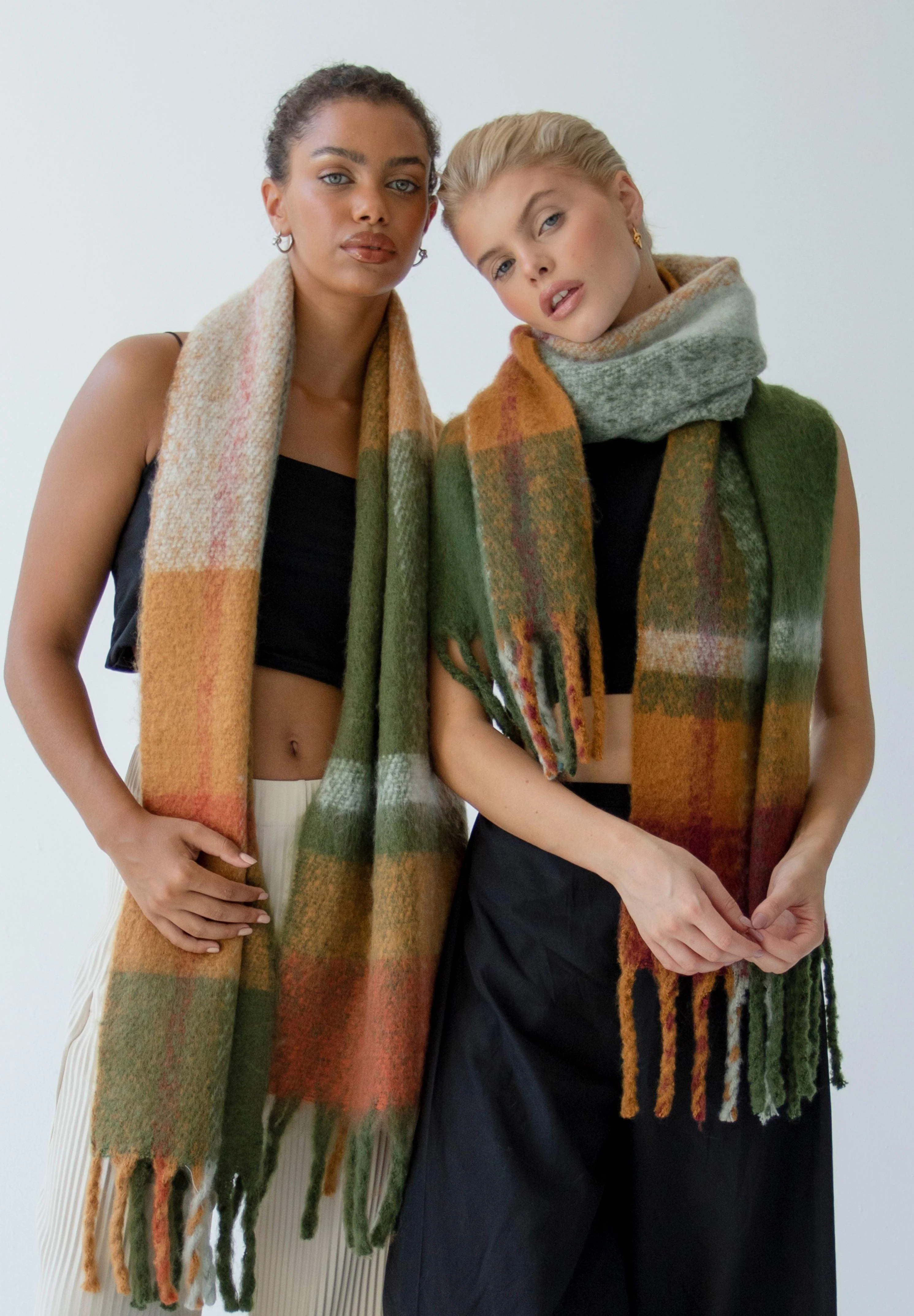 The Stockholm Scarf - Mossy Spring - Image 4