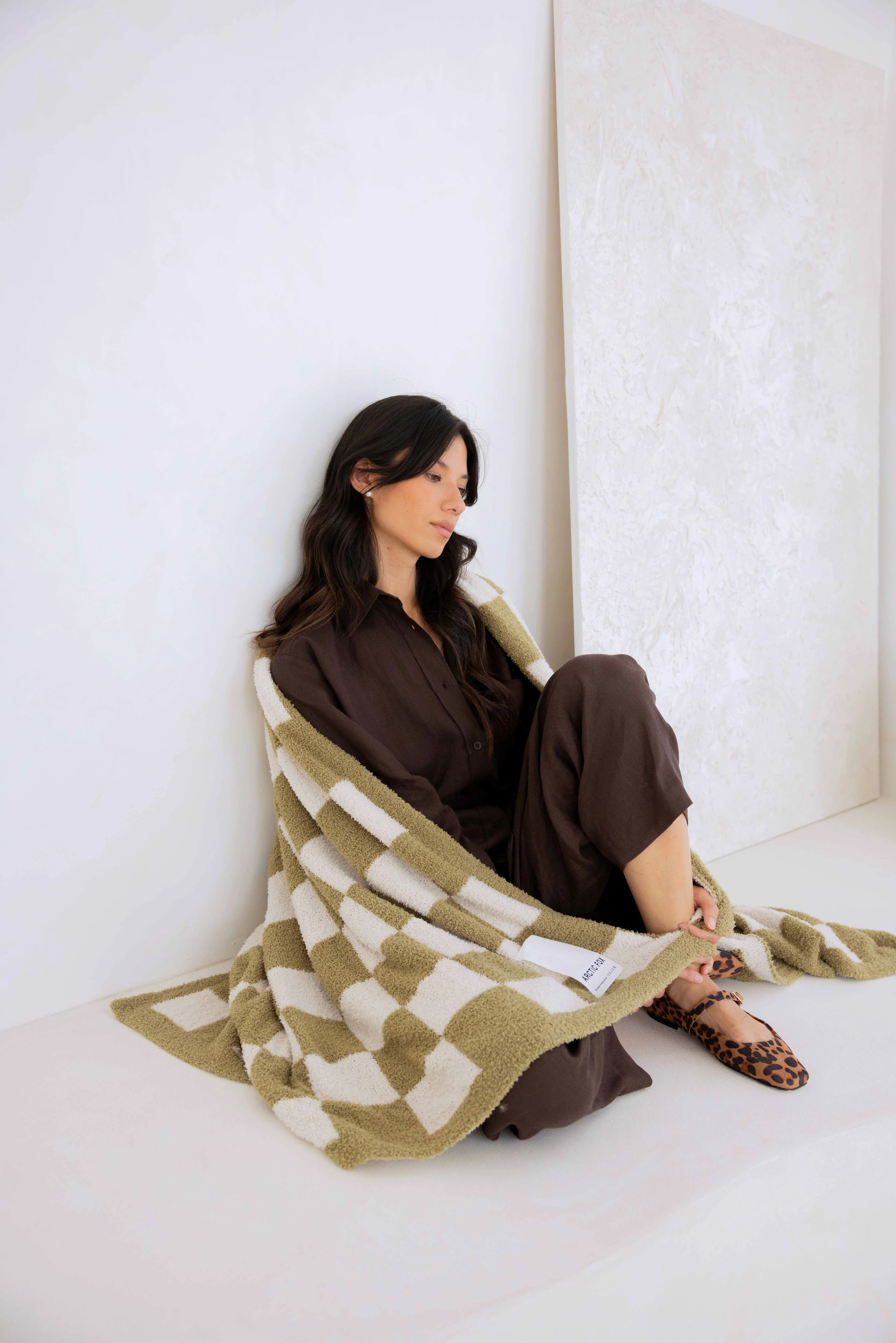 The Teddy Throw - Khaki - Image 5