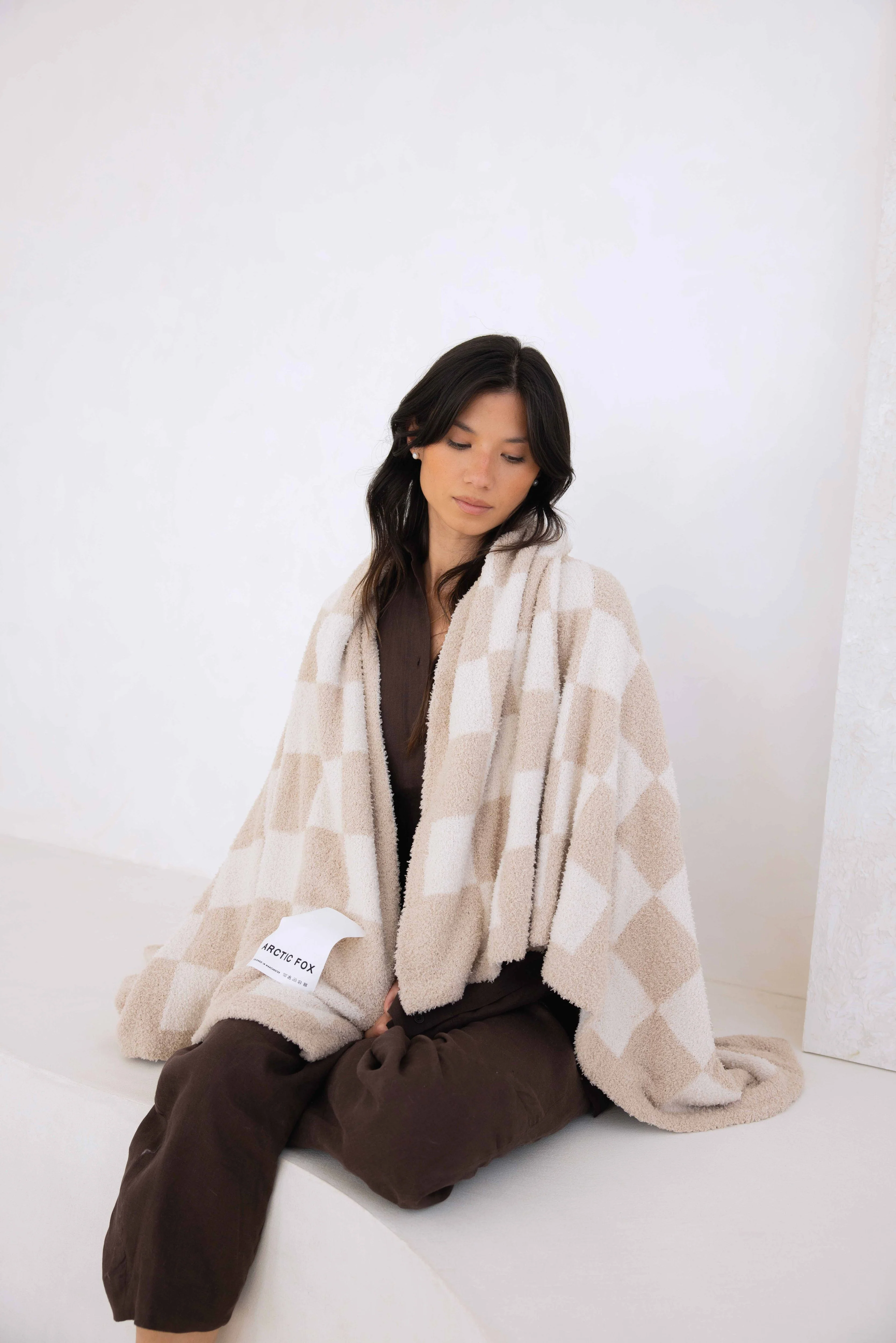 The Teddy Throw - Beige - Image 3